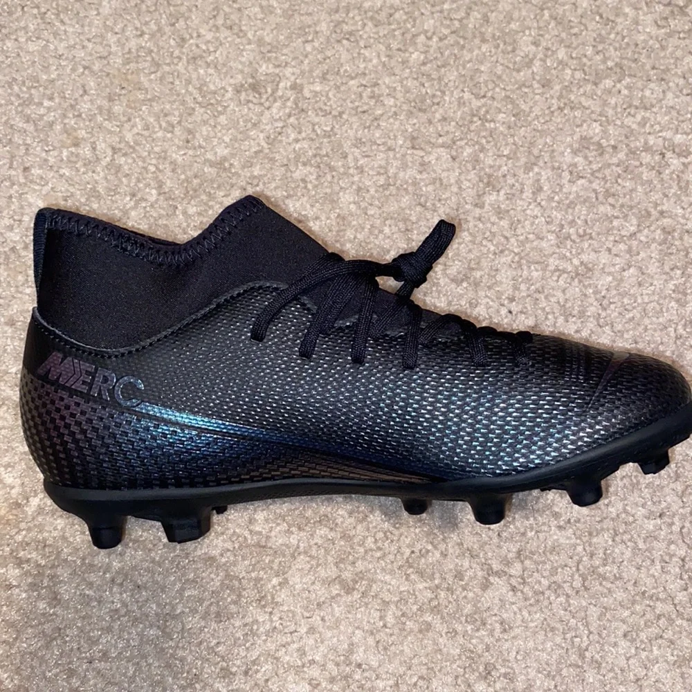 Nike Mercurial Superfly VII Club Multi-Ground Cleats